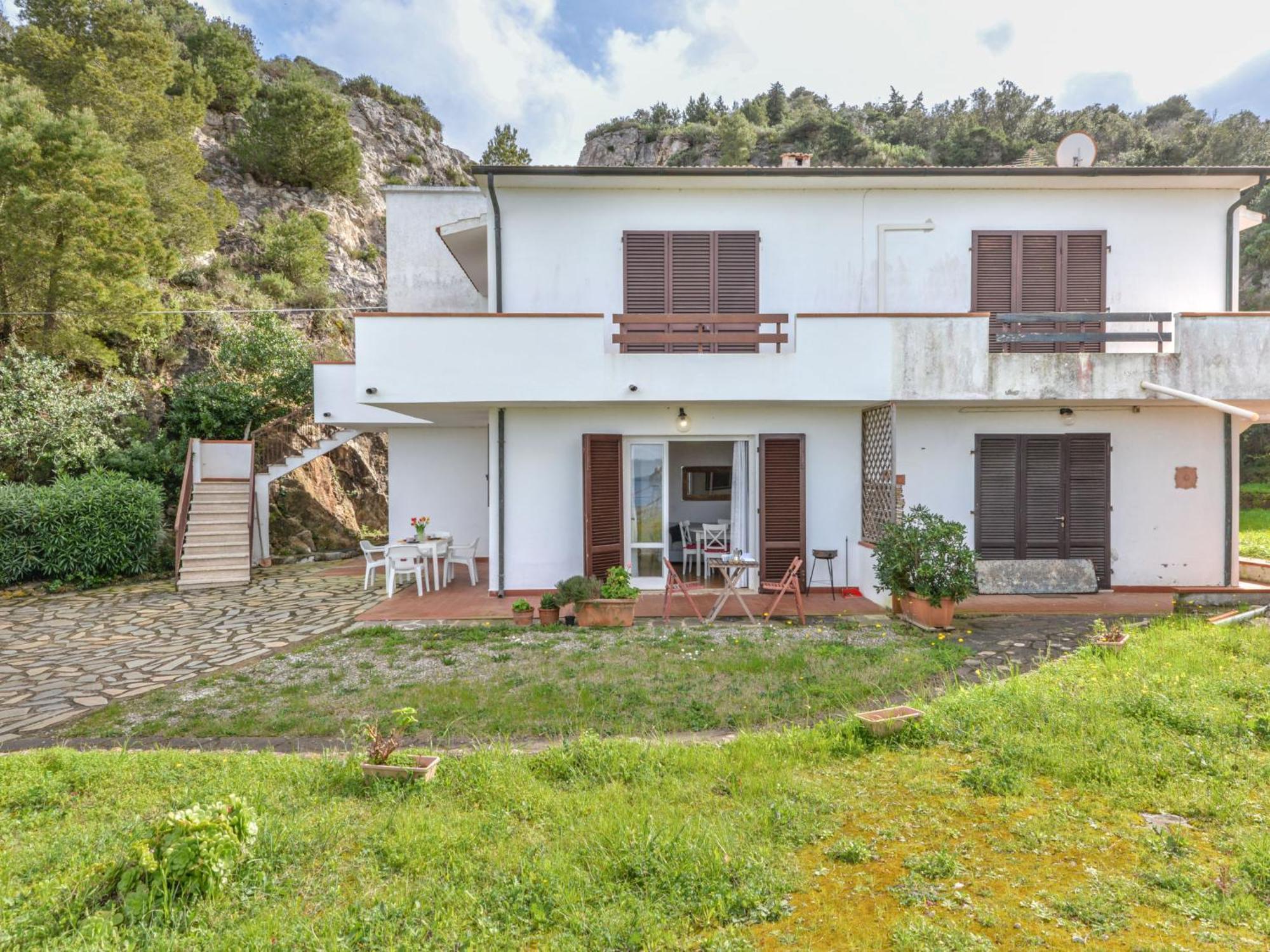 Apartment La Roccia By Interhome カーヴォ エクステリア 写真
